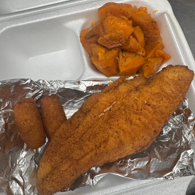Kids Meal - One Piece Flounder.