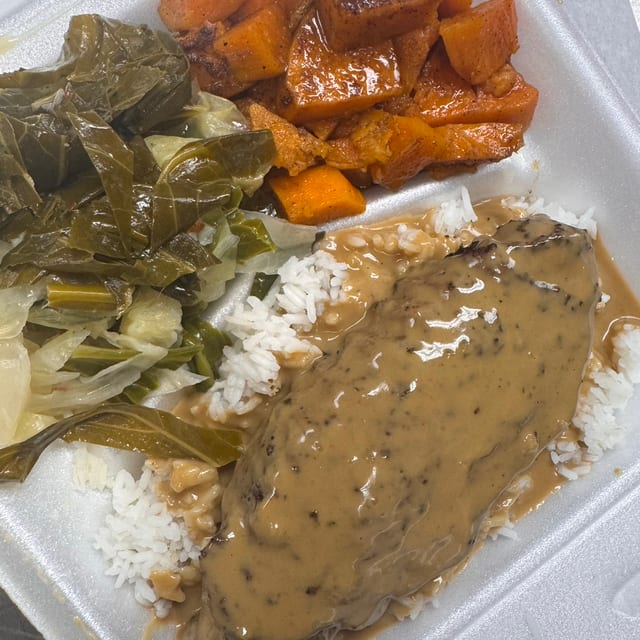 Turkey Wing With White Rice Combo.