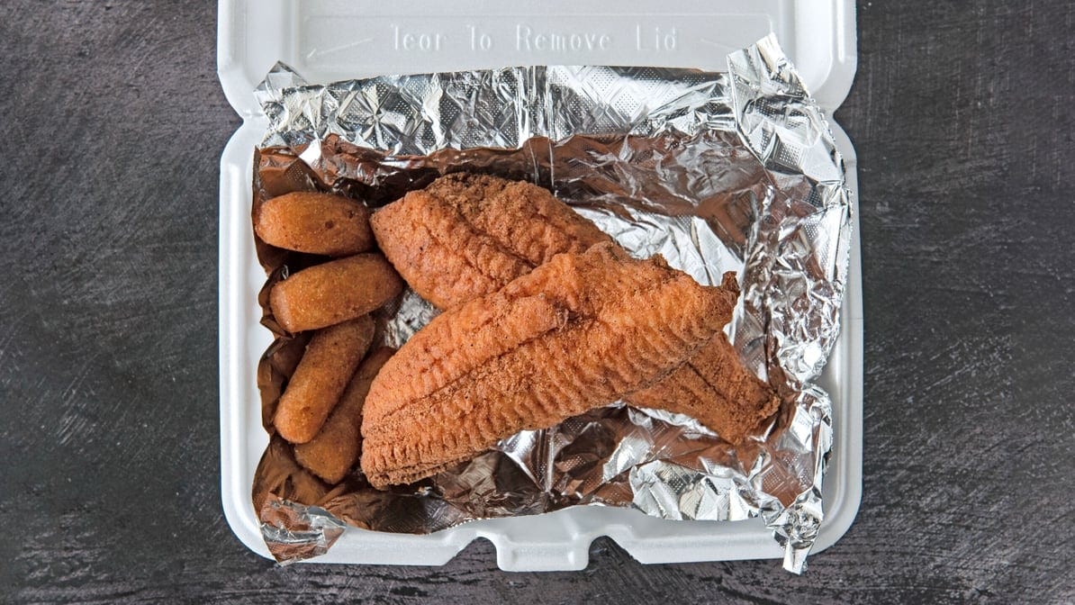Fried Flounder (2-3 Pieces).